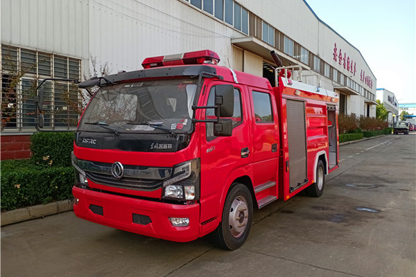 國(guó)六東風(fēng)3噸泡沫消防車(圖2)